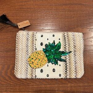 Woven clutch with sequin pineapple detail